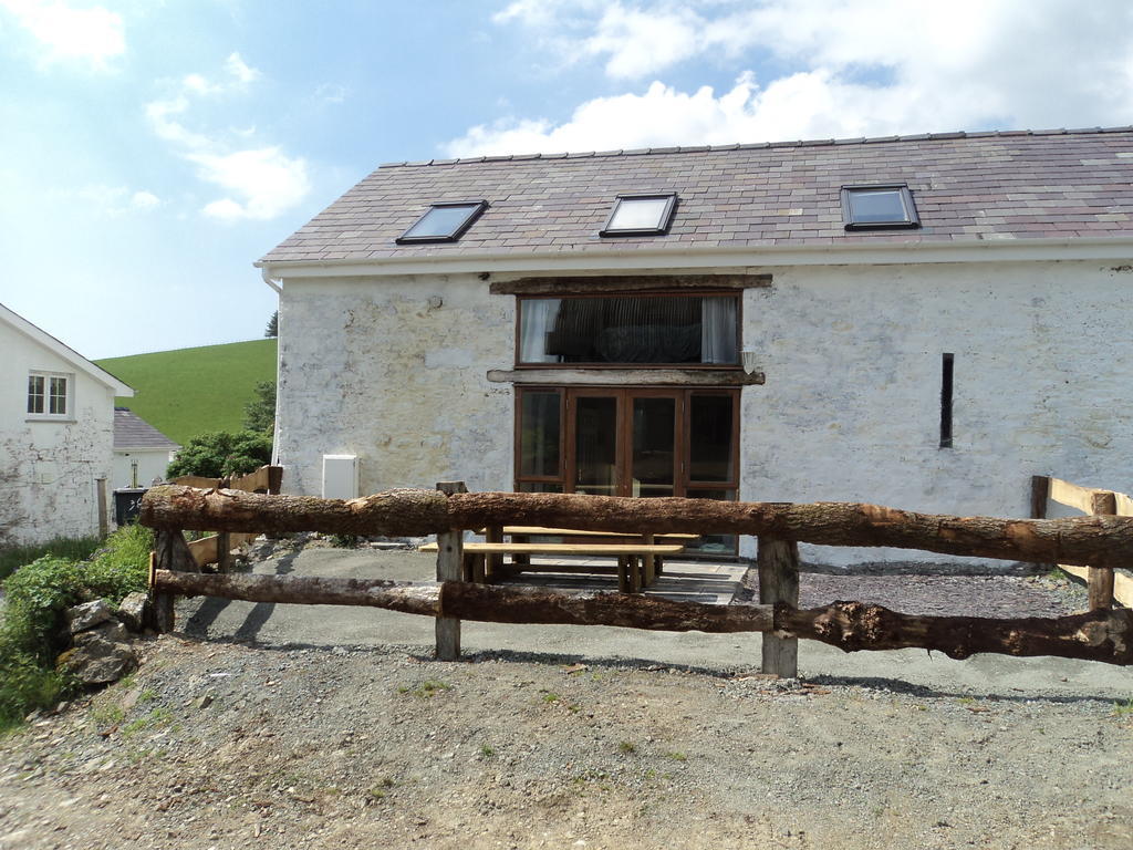 Merlin Cottages Llandovery Room photo