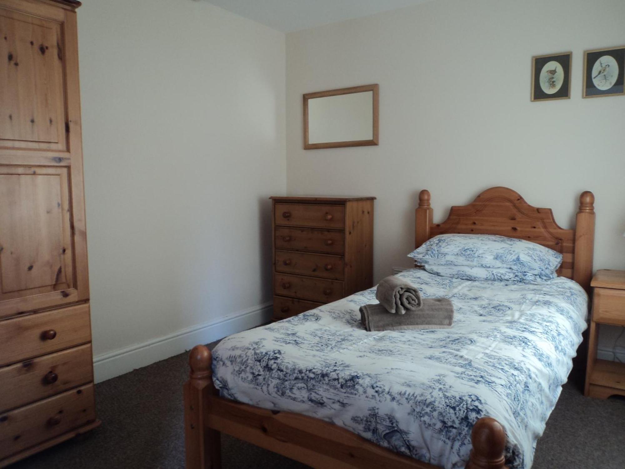 Merlin Cottages Llandovery Room photo